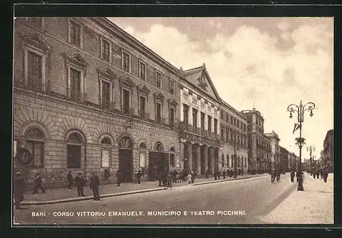 AK Bari, Corso Vittorio Emanuele, Municipio e Teatro Piccinni