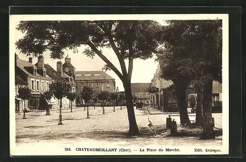 AK Chateaumeillant, La Place du Marche