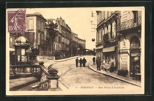 AK Bergerac, Rue Neuve d`Argenson, Häuserzeilen