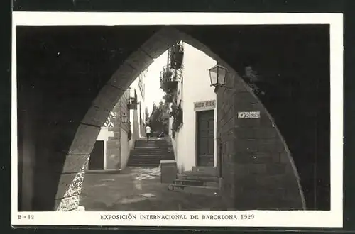 AK Barcelona, Exposicion Internacional 1929, Pueblo Espanol, Plaza de la Fuente y calle de Levante