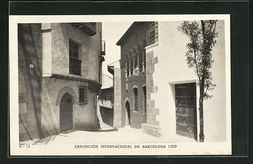 AK Barcelona, Exposicion 1929, Pueblo Espanol, Calle de Cervantes desde la Plaza de la Iglesia