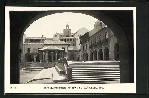 AK Barcelona, Exposicion Internacional 1929, Pueblo Espanol, Un angulo de la Plaza Mayor