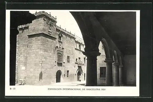 AK Barcelona, Exposicion Internacional 1929, Pueblo Espanol, Calle Caballeros desde Porticos de Snaguesa