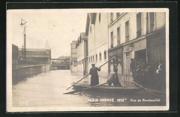 AK Paris, Inonde 1910, Rue de Rambouillet, überschwemmte Strasse durch