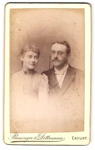 Fotografie Bissinger & Dittmann, Erfurt, Portrait junges bürgerliches Paar