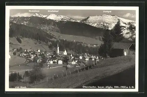 AK Oberstaufen / Bayer. Allgäu, Ortsansicht mit Rindalphorn, Gündleskopf und Hochgrat