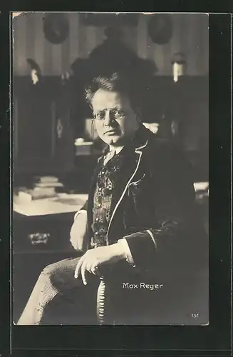 AK Portrait Max Reger am Schreibtisch