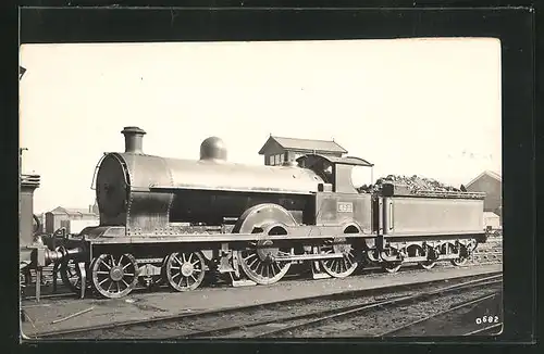 AK englische Eisenbahn mit Kennung 622 und Bauschutt im Waggon