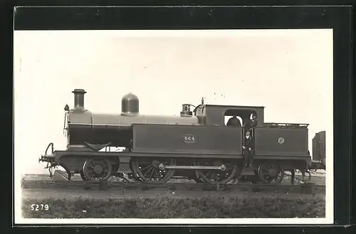 AK englische Eisenbahn, 664, Lokomotive mit Zugführer