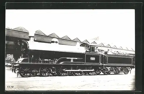 AK englische Eisenbahn, 1987, Glendower, Lokomotive mit Kohlentender und Zugführer