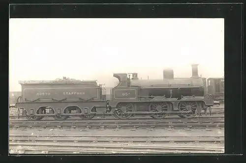 AK Englische Eisenbahn No. 65A mit Kohle-Waggon