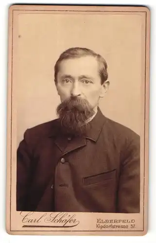 Fotografie Carl Schäfer, Elberfeld, Portrait Mann mit Vollbart