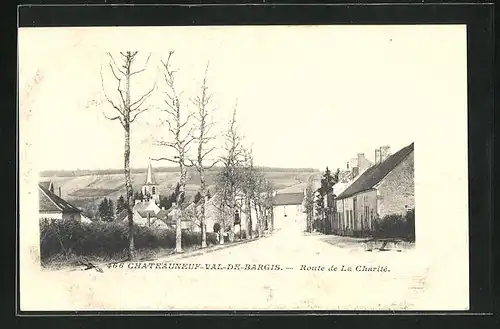 Passepartout-AK Chateauneuf-Val-de-Bargis, Route de La Charite