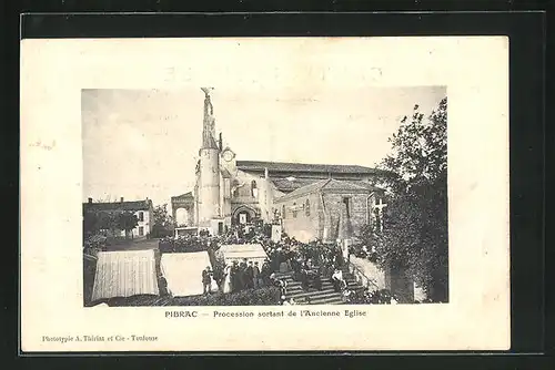 Passepartout-AK Pibrac, Procession sortant de l`Ancienne Eglise