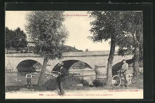 AK Valentine, Le Pont sur la Garonne