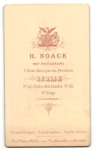 Fotografie H. Noack, Berlin, Portrait junger Mann im Anzug