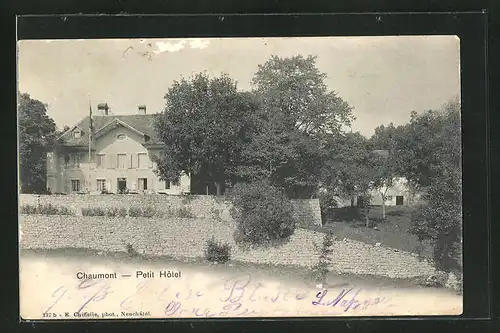 AK Chaumont, Petit Hotel, Blick auf ummauertes Anwesen
