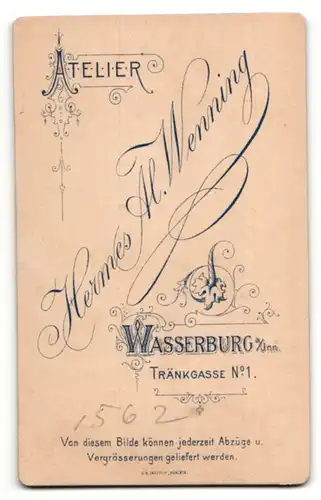 Fotografie H. Al. Wenning, Wasserburg a/Inn, Portrait junge Frau, Mintage mit Blumen, Zur Erinnerung