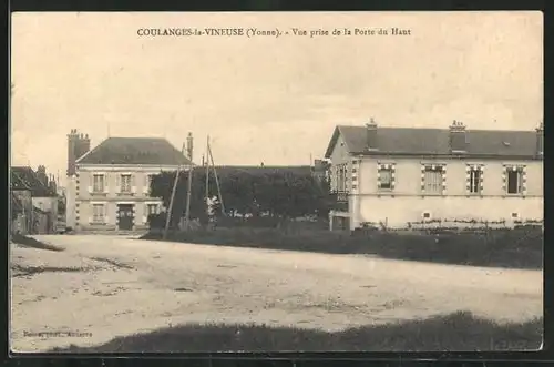 AK Coulanges-la-Vineuse, Vue prise de la Porte du Haut