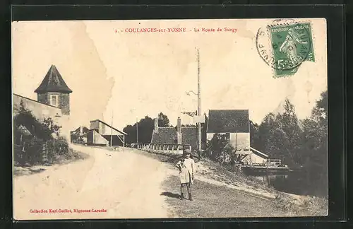 AK Coulanges-sur-Yonne, La Route de Surgy