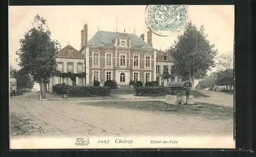 AK Chéroy, Hotel-de-Ville