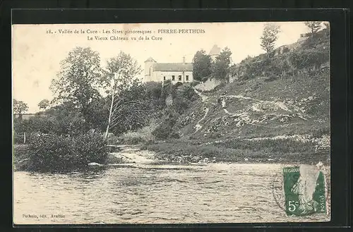 AK Pierre Perthuis, Le Vieux Chateau vu de la Cure