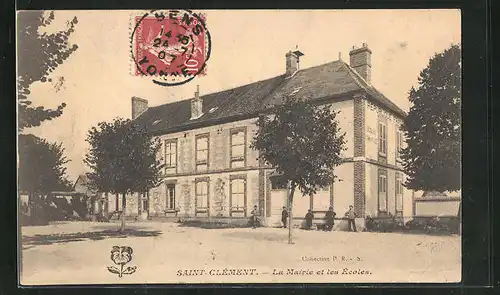 AK Saint-Clement, La Mairie et les Ecoles