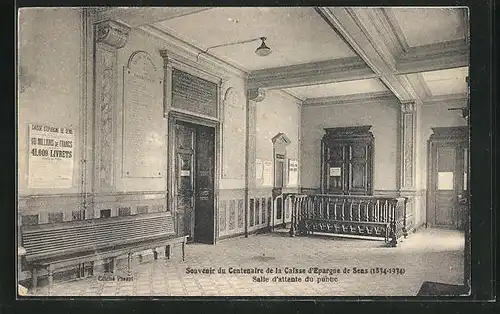 AK Sens, Centenaire de la Caisse d'Epargne, Salle d'attente du public