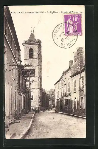 AK Coulanges-sur-Yonne, Route d`Auxerre, l`Eglise