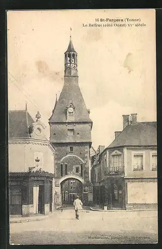 AK St-Fargeau, Le Beffroi, cote Ouest