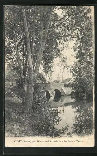 AK Chigy, Bords de la Vanne, Blick auf Steinbrücke über Fluss, Uferansicht