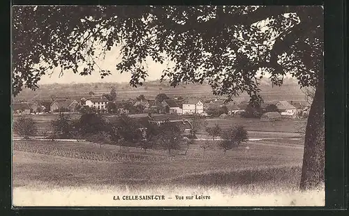 AK La Celle-Saint-Cyr, Vue sur Loivre