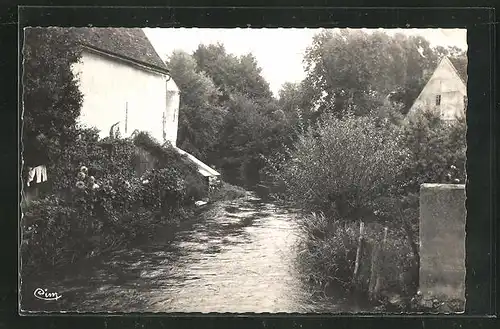 AK Malay-le-Grand, La Vanne, Flusspartie im Ort