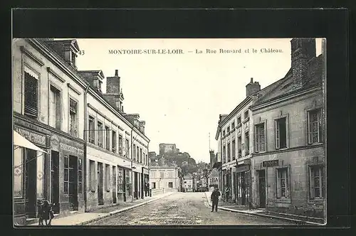 AK Montoire-Sur-Le-Loir, La Rue Ronsard et le Chateau