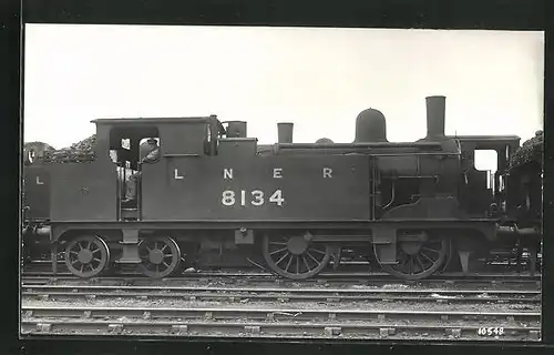 AK englische Eisenbahn der Gesellschaft L.N.E.R. mit Kennung 8134