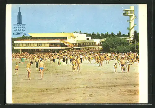 AK Tallinn, Gebäudeansicht am Strand