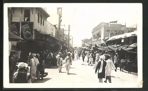 AK Karachi, Strassenleben mit Bazar