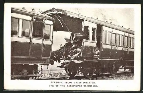 AK Quintinshill, Terrible Troop Train Disaster, one of the Telescoped Carriage, Eisenbahnkatastrophe