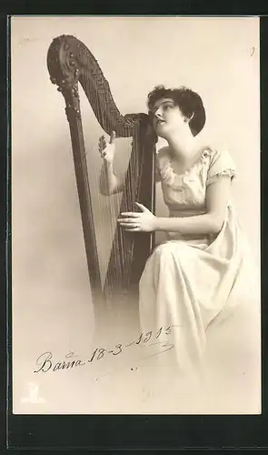AK Fräulein spielt Harfe