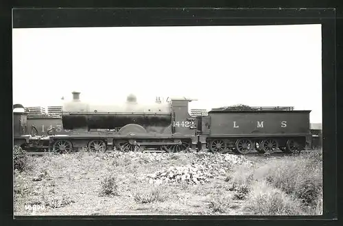 Foto-AK Dampflokomotive, LMS, 14422 mit Kohlentender, englische Eisenbahn