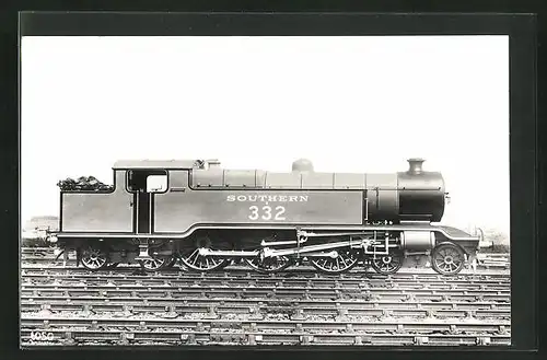 Foto-AK Lokomotive, 332, Southern, englische Eisenbahn mit Kohle im Tender