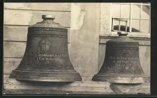 Foto-AK Augustusburg, Glocken der Stadtkirche, 1917 ausgebaut und an die Heeresleitung geliefert, 1. Weltkrieg