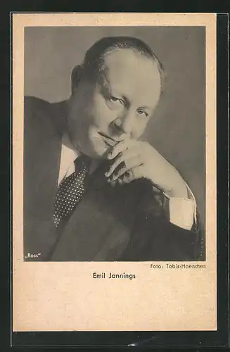 AK Schauspieler Emil Jannings mit nachdenklichem Blick