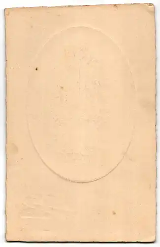 Fotografie H. Raffray, Nonancourt, Portrait modisch gekleidete Dame mit Halskette
