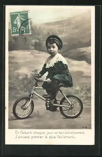 AK Kleines Kind auf seinem Fahrrad