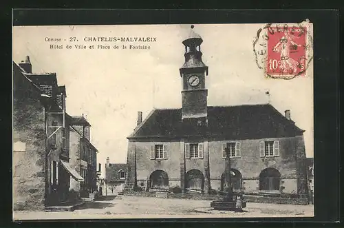 AK Chatelus-Malvaleix, Hotel de Ville et Place de la Fontaine