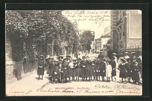 AK Bois-Colombes, Rue Geraldy, Kinder auf der Strasse