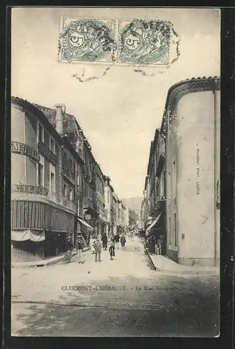 AK Clermont-L`Heurault, La Rue Nationale