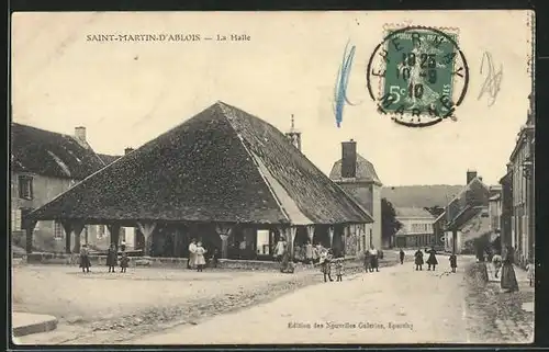 AK Saint-Martin-d`Ablois, La Halle, Strassenpartie an der Markthalle