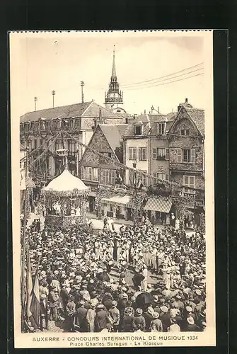 AK Auxerre, Concours International de Musique 1934, Place Charles Surugue, Le Kiosque, Mensche auf Sängerfest